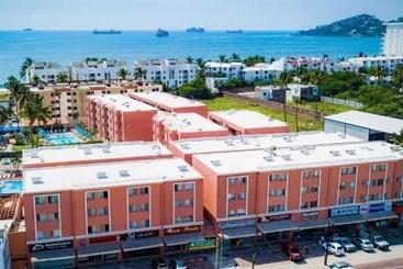 هتل Suites Santa Barbara