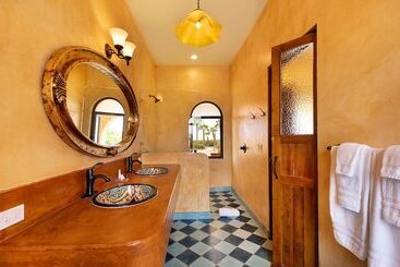 هتل Villa Santa Cruz