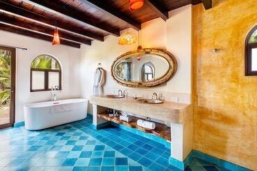 هتل Villa Santa Cruz