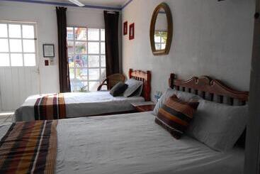هتل Y Bungalows Monteverde