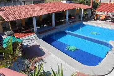 هتل Y Bungalows Monteverde