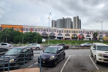 Bear Hotel At Nilai