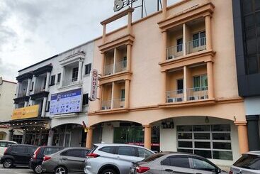 Bear Hotel At Nilai