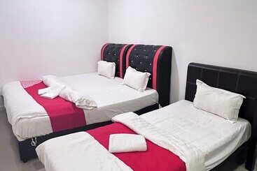Bear Hotel At Nilai