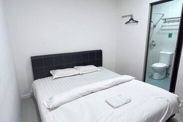 Bear Hotel At Nilai