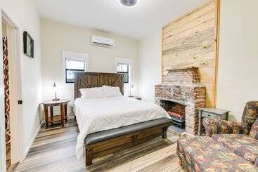 Сельский дом Abbeville Cabin On 450 Acres: Near Lake Eufaula!