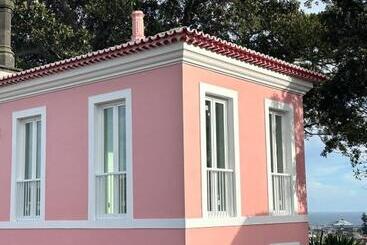 تختخواب و صبحانه Solar Dos Cantos Botanic House & Garden