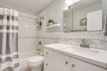 Charming Orem Home W/ Yard Near Byu & Uvu!
