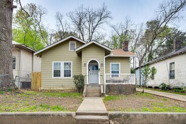 Cozy Vicksburg Home W/ Patio ~ 1 Mi To Riverfront!