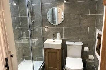 هتل روستایی 2 Bed Barn Alton Towers Chatsworth Polars Peaks