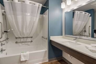 هتل Woodspring Suites Savannah West Chatham Parkway