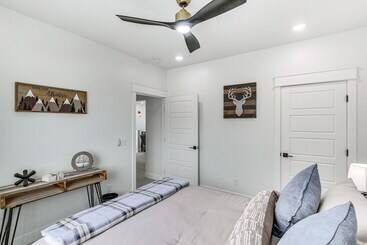 Modern & Spacious Garden City Home W/ Pool Access!