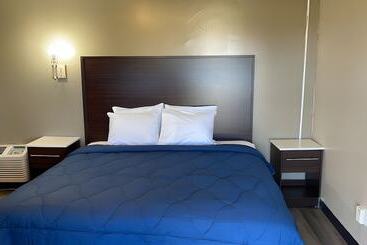 مُتل Scottish Inns   Middletown