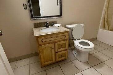 مُتل Scottish Inns   Middletown