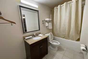مُتل Scottish Inns   Middletown
