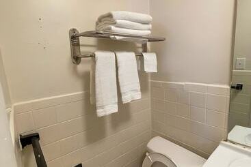 مُتل Scottish Inns   Middletown