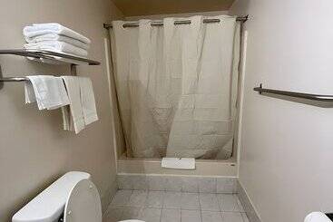 مُتل Scottish Inns   Middletown