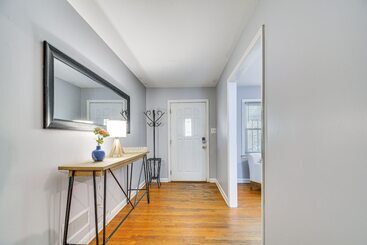 Raleigh Retreat ~ 5 Mi To Dtwn & Historic Oakwood!