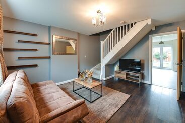レジデンス Charming 2 Bed House In Middleton Manchester