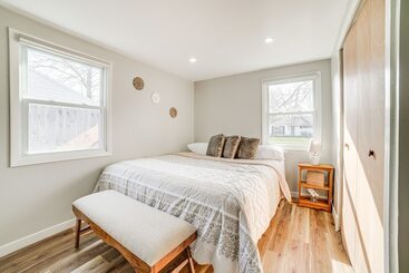 South Bend Home W/ Gas Grill Near Universities!