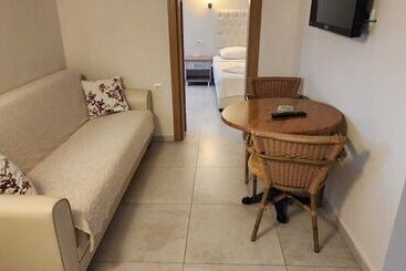 Can Motel