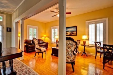 Casa De Rosalie By Avantstay Great Location W/ Pool, Bbq & Outdoor Dining Month Long Stays Only