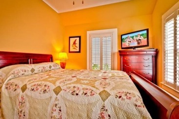 Casa De Rosalie By Avantstay Great Location W/ Pool, Bbq & Outdoor Dining Month Long Stays Only