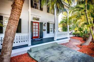 Casa De Rosalie By Avantstay Great Location W/ Pool, Bbq & Outdoor Dining Month Long Stays Only