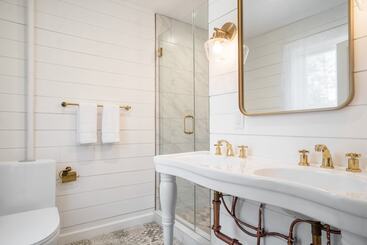 Cordelia By Avantstay Amazing Backyard, 10mins From Stockbridge!