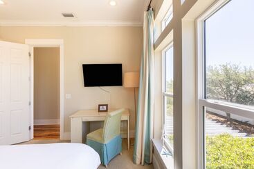 بيت ريفى Doctor S Orders By Avantstay 5 Mins To Beach! W/ Community Pool & Hot Tub!