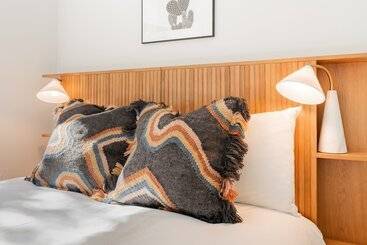Henley By Avantstay Plunge Pool, Incredible Patio & Guest House!