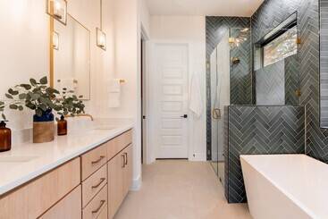 Henley By Avantstay Plunge Pool, Incredible Patio & Guest House!