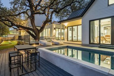 Henley By Avantstay Plunge Pool, Incredible Patio & Guest House!