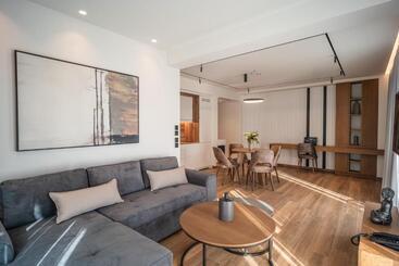 هتل Volos Inn
