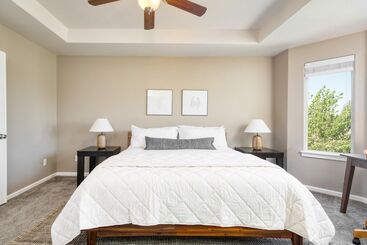 Ponderosa Pines By Avantstay Gorgeous Deck, 10 Mins From Central Bend Family Friendly