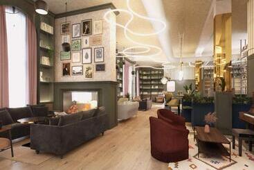 Square Lodge Hotel La Roche Sur Yon Handwritten Collection
