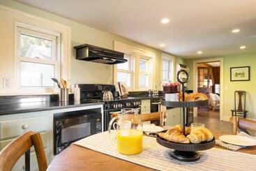 Whitney By Avantstay Private Berkshires Estate