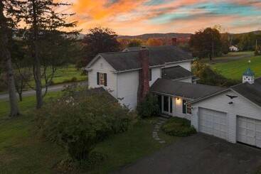 Whitney By Avantstay Private Berkshires Estate