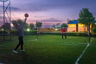 فندق Tusk And Roar Corbett Resort