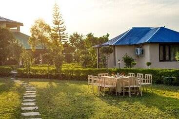 فندق Tusk And Roar Corbett Resort