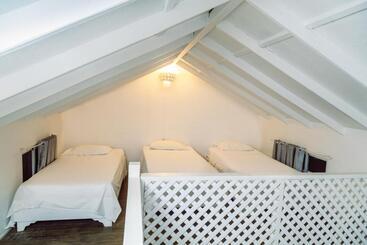 Beach Hotel Casa Nina