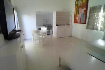 Beach Hotel Casa Nina