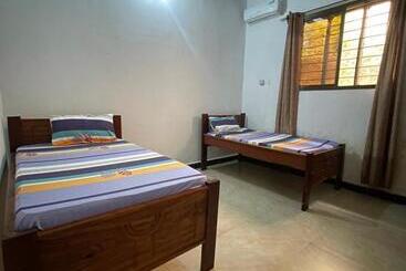 تختخواب و صبحانه Natural Kendwa Villa