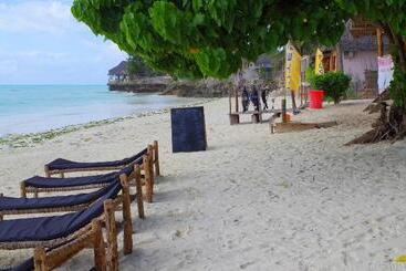 تختخواب و صبحانه Kimte Beach Lodge