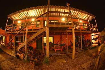 Compay Hostel La Pedrera