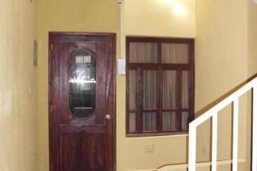 هتل Crysol Center