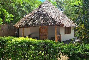 هتل Honey Badger Lodge