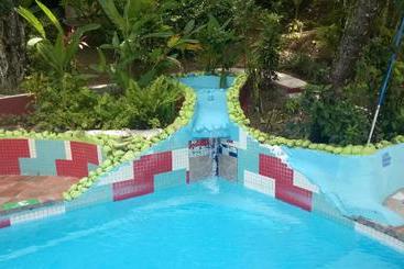 هتل Jj S Paradise Resort