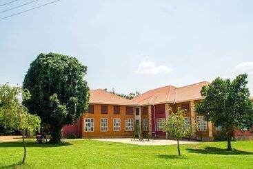 هتل Kabalega Resort   Masindi