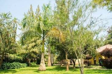 هتل Kabalega Resort   Masindi